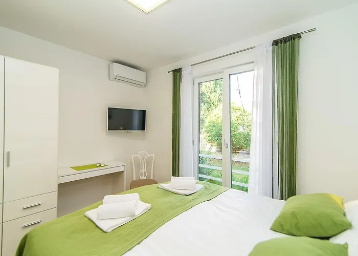 Vera Luxury アパート *