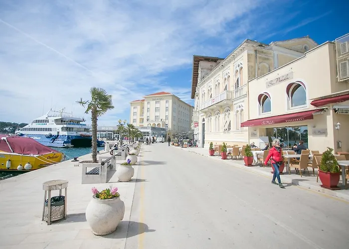 Vera Luxury Lägenhet Poreč